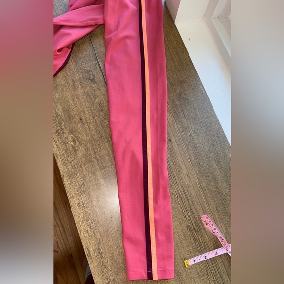 Nike One Dri-FIT Mid-Rise 7/8 Length Leggings Pink Woman’s Size S NWT - Picture 5 of 5